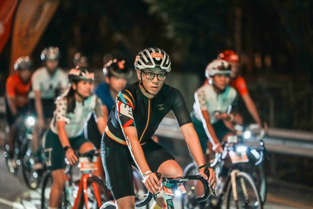 相簿封面:56 km Ride Participants (Assembly Area at WestK)